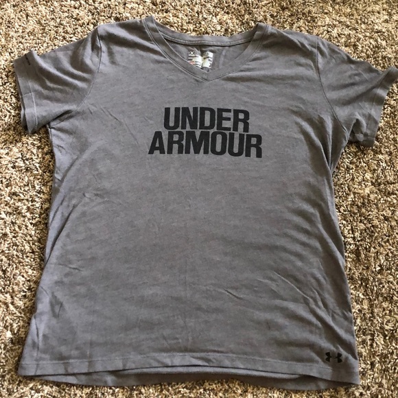Under armor tshirt - Picture 1 of 6